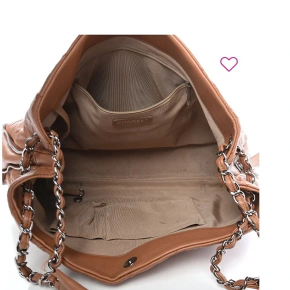 Chanel Quilted Timeless Tote Caviar expandable zipper - Picture 6 of 16